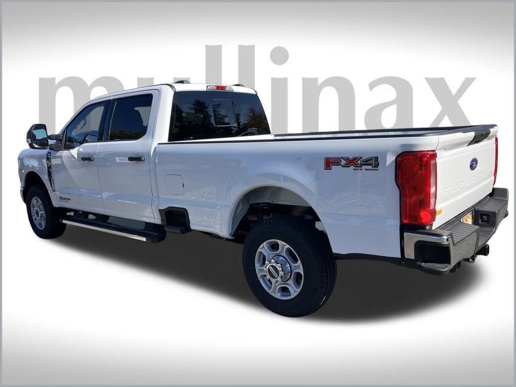New 2026 Ford F350 XLT image 6
