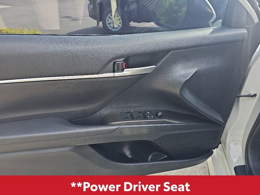 Used 2024 Toyota Camry SE FWD image 13