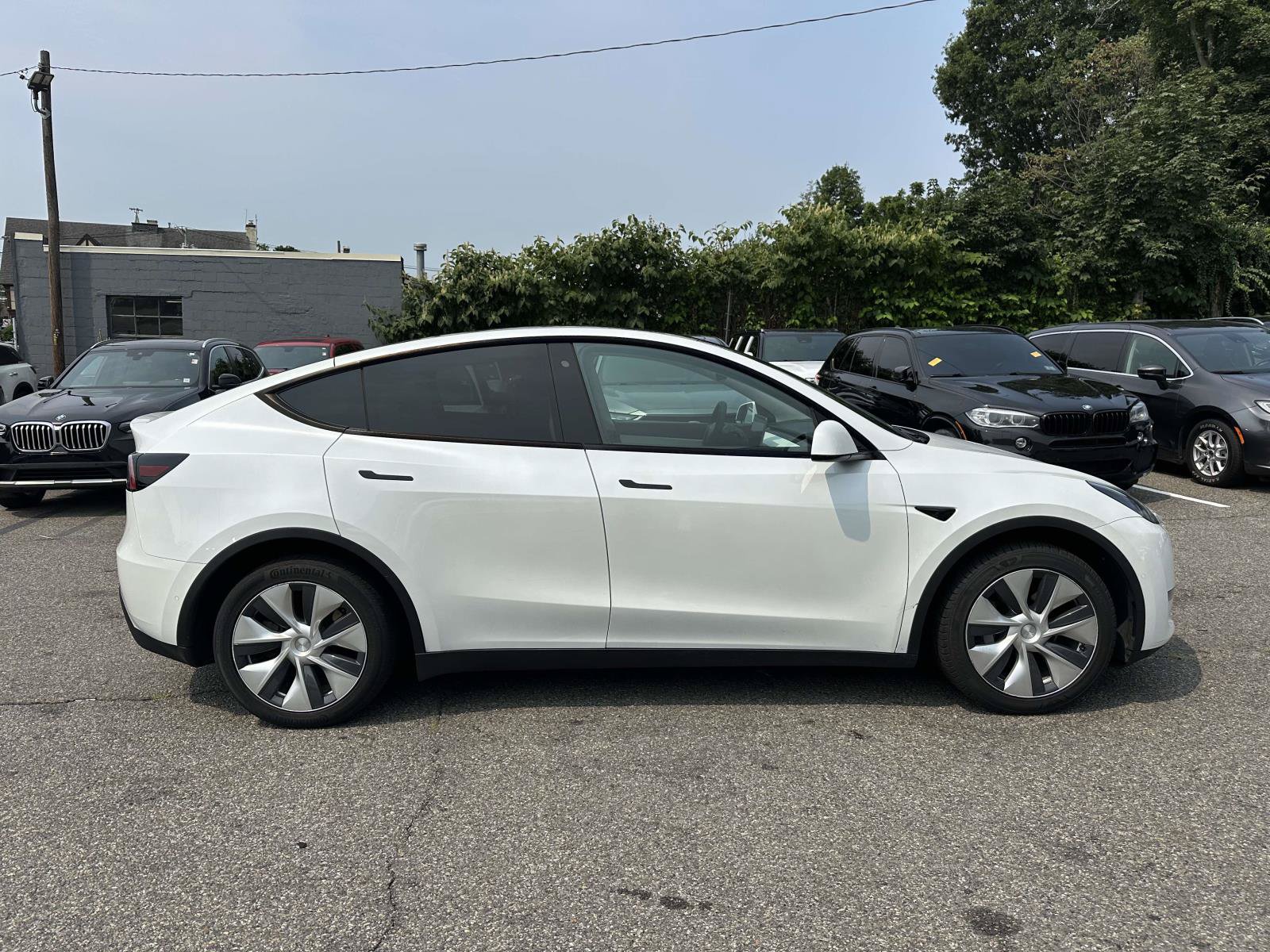 Used 2020 Tesla Model Y Long Range AWD/4WD image 2