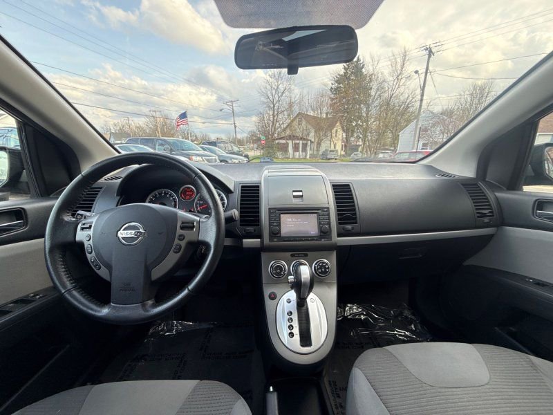 Used 2012 Nissan Sentra 2.0 SR w/ Special Edition Pkg image 20