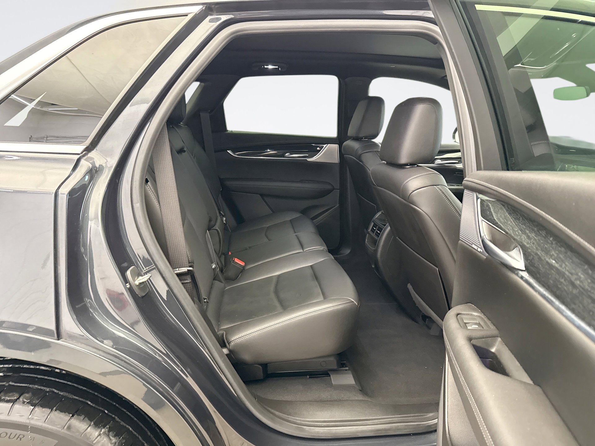 Used 2021 Cadillac XT5 Premium Luxury image 18