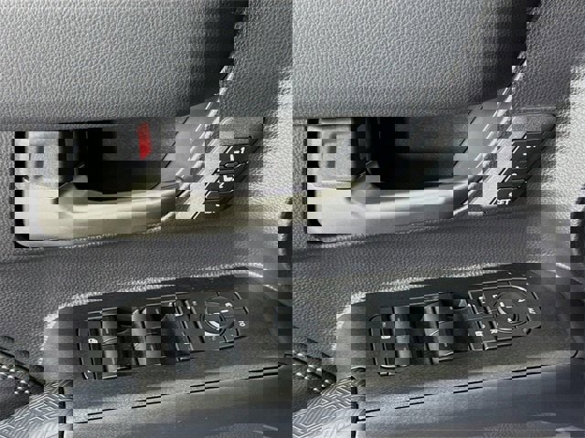 Certified 2025 Toyota 4Runner Limited image 17