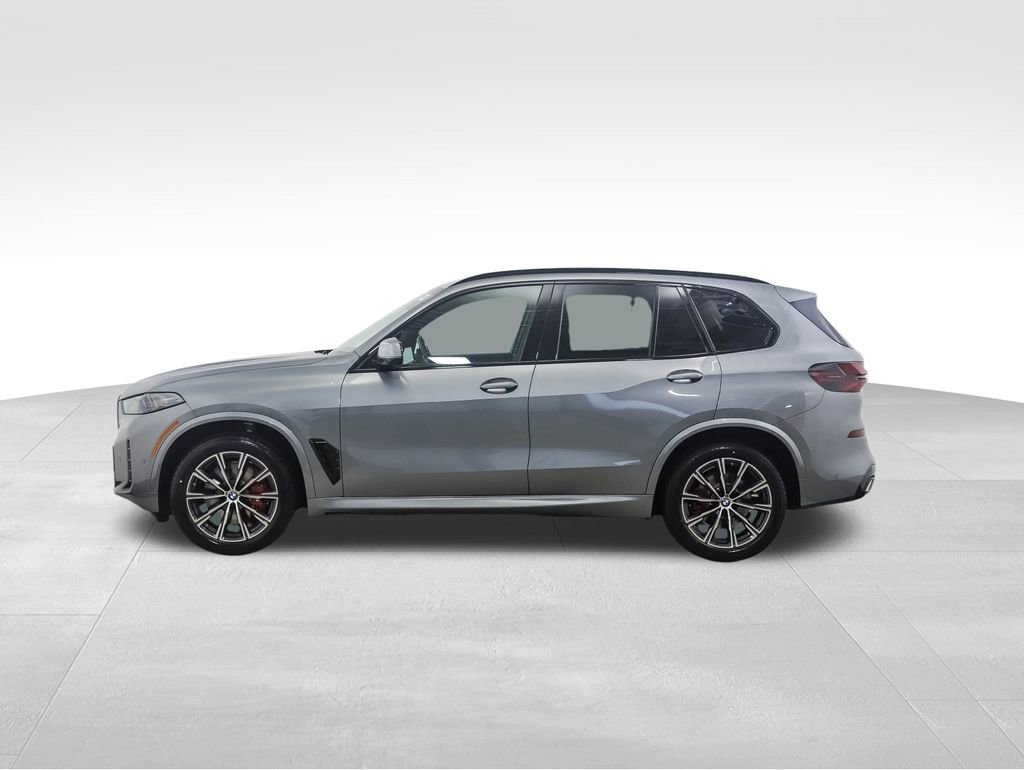 New 2026 BMW X5 xDrive40i w/ M Sport Package image 2