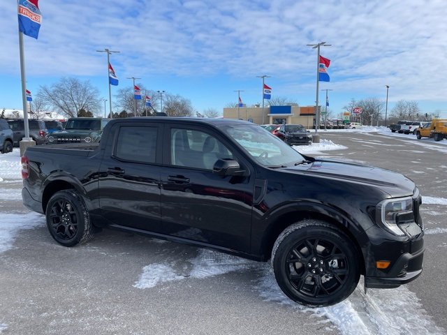 New 2026 Ford Maverick Lobo image 2