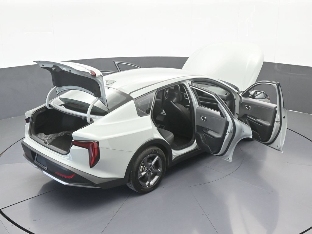 Used 2025 Kia K4 FWD image 65