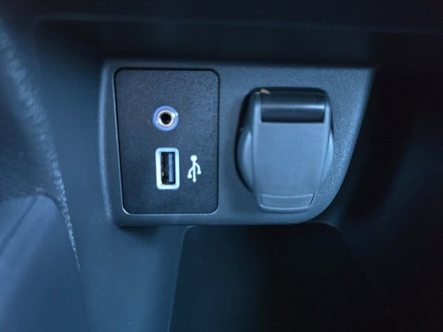 Certified 2025 Nissan Versa S w/ Trunk Package image 6