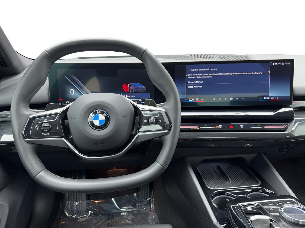 Used 2024 BMW 530i w/ Premium Package RWD image 20