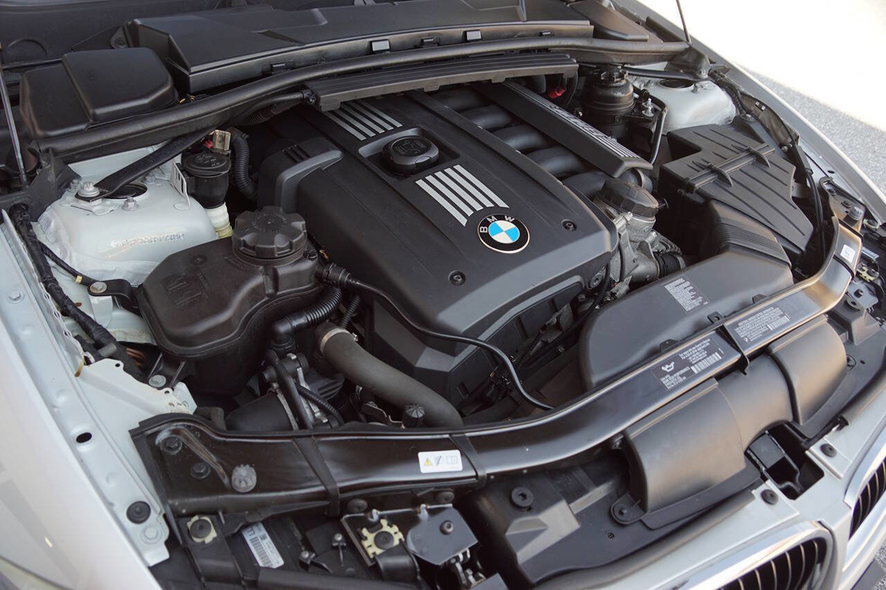Used 2011 BMW 328i xDrive Sedan image 46