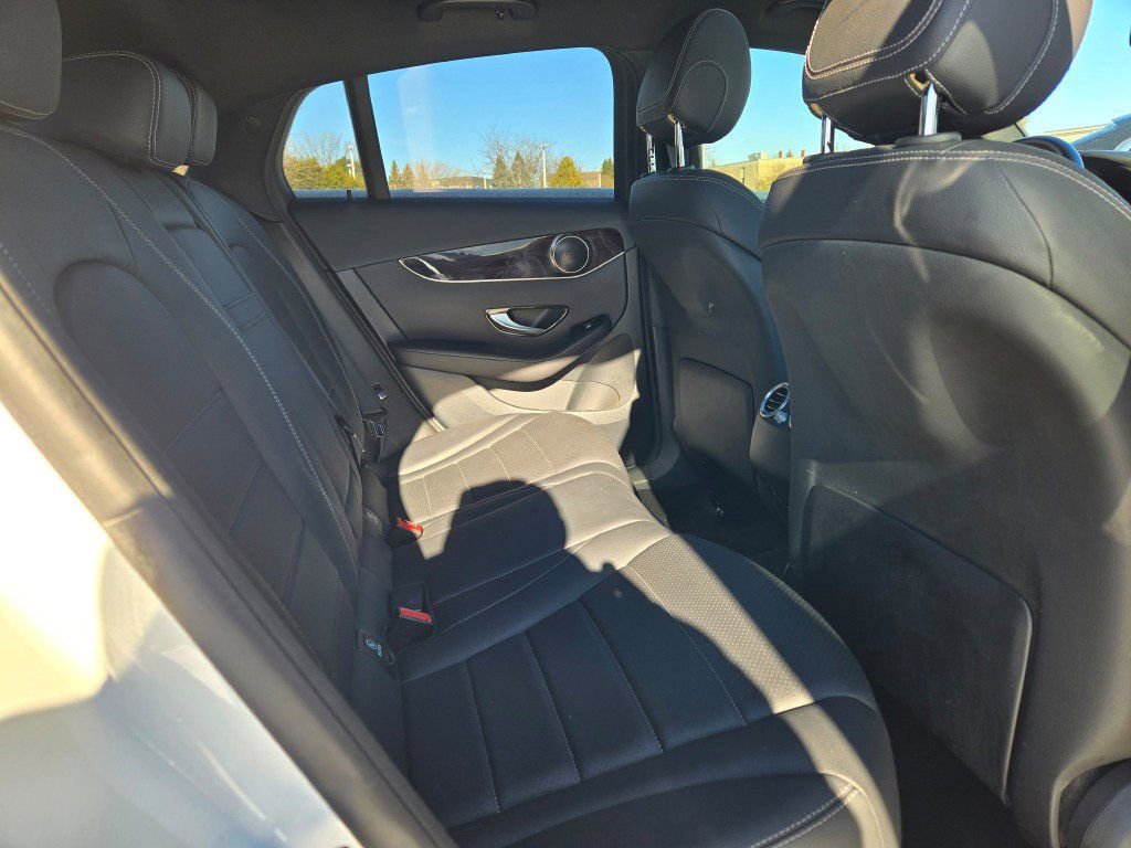 Used 2018 Mercedes-Benz GLC 300 4MATIC Coupe image 11