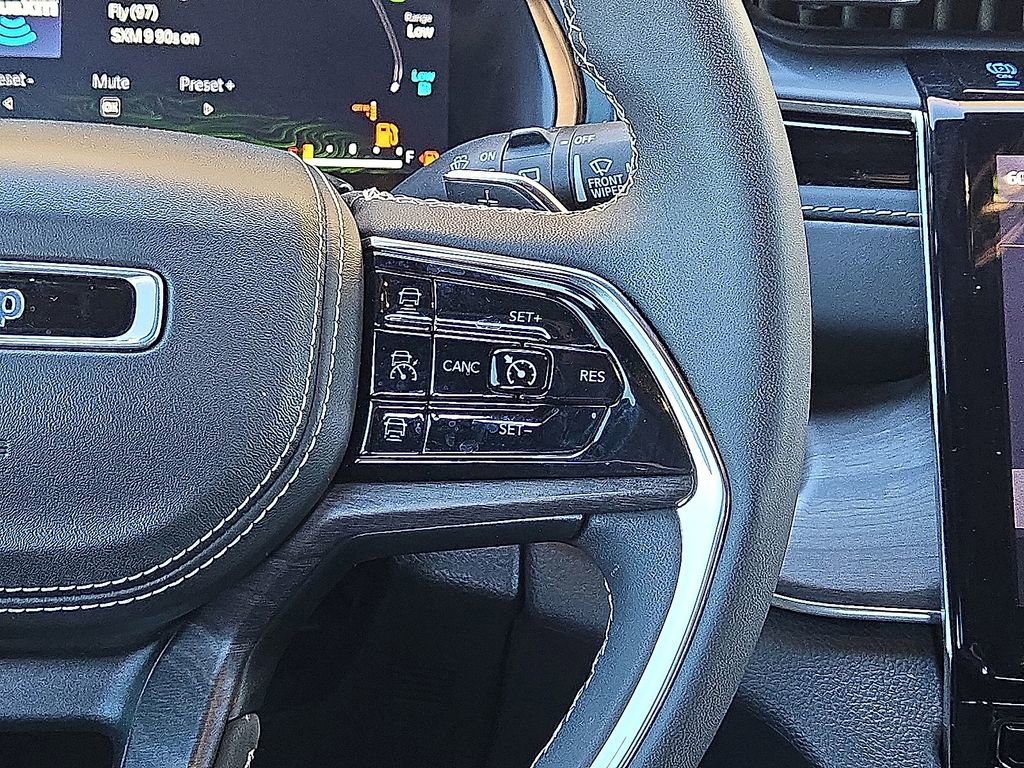 Used 2022 Jeep Grand Cherokee Overland image 22