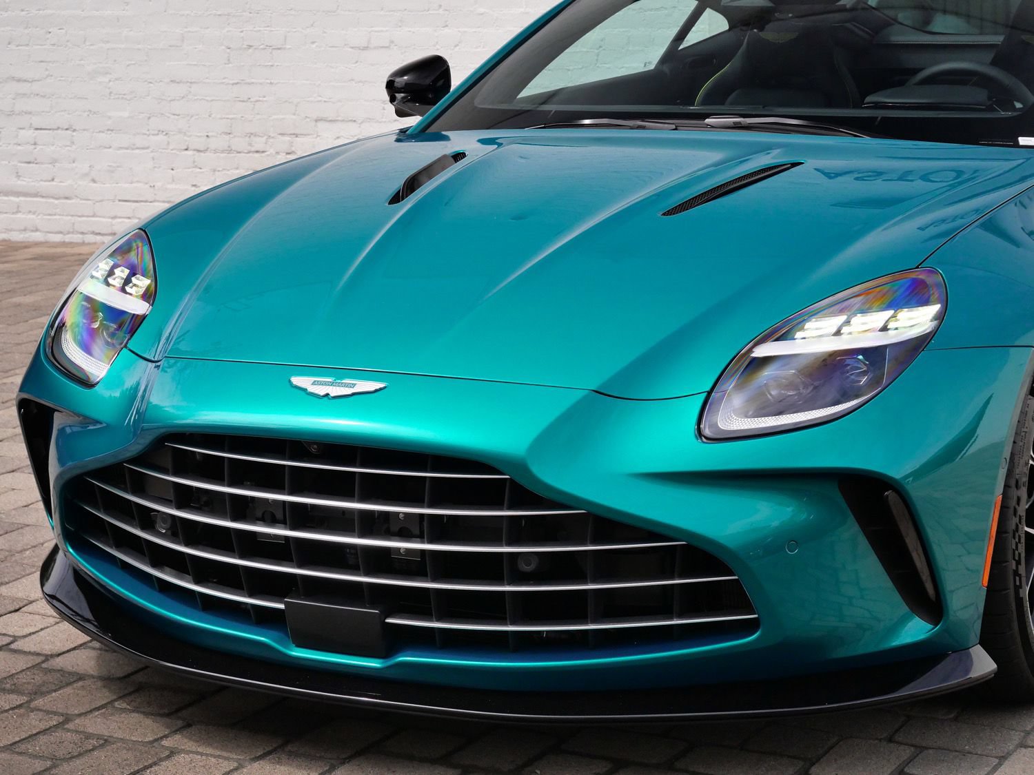New 2026 Aston Martin V8 Vantage S RWD image 22