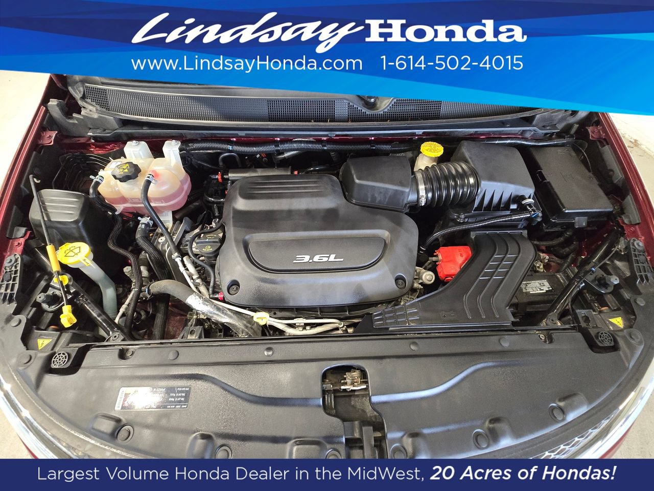 Used 2017 Chrysler Pacifica Limited w/ UConnect Theater Package FWD image 24