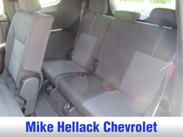 Used 2025 GMC Acadia Elevation FWD image 18