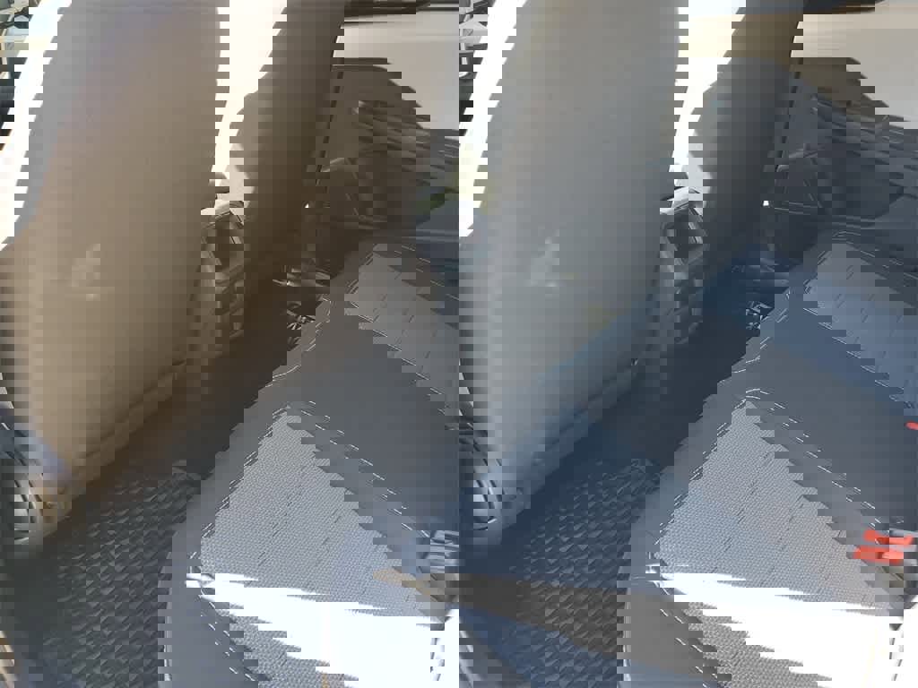 Used 2025 Volkswagen Taos S image 11