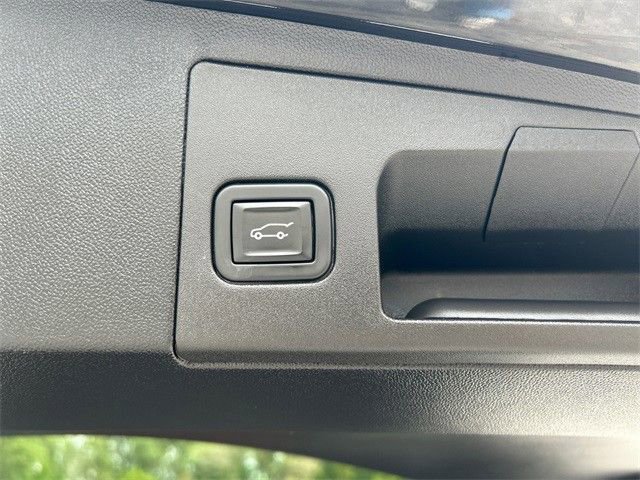 Used 2022 Cadillac XT5 Sportv image 16