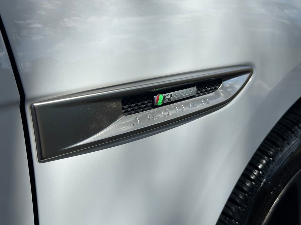 Used 2020 Jaguar F-PACE R-Sport image 58