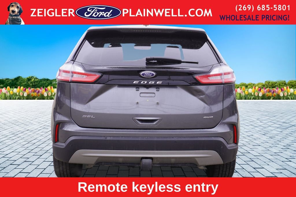 Used 2024 Ford Edge SEL w/ Convenience Package image 4