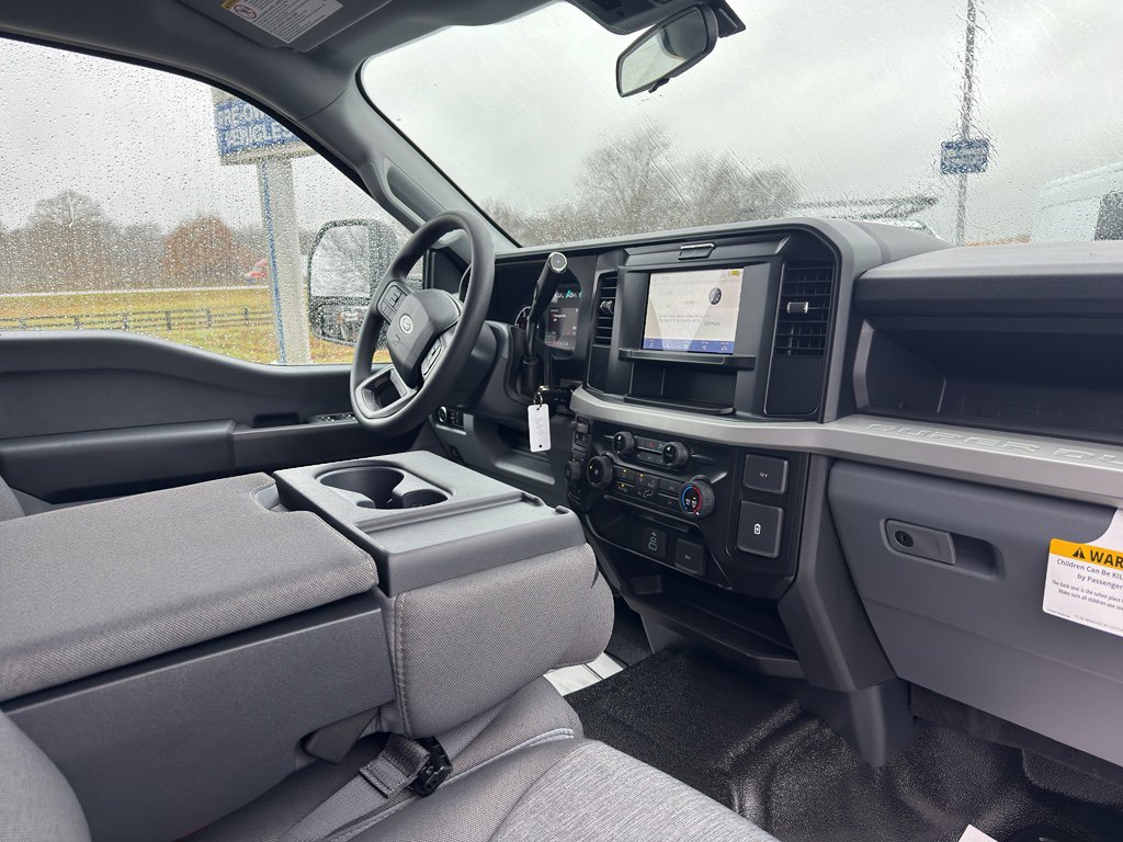 New 2026 Ford F450 XL w/ XL Chrome Package image 12