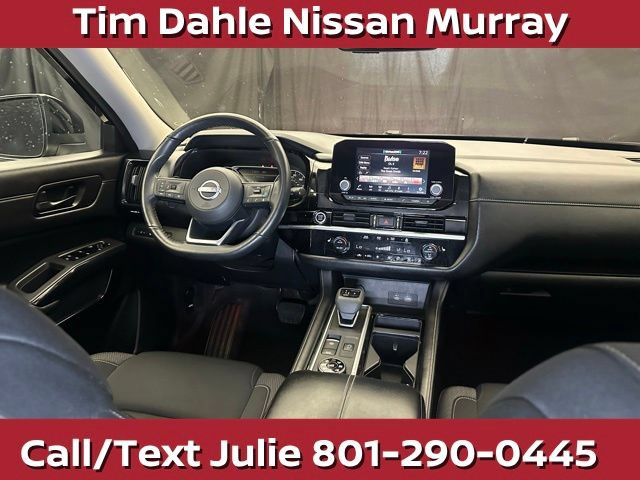 Used 2024 Nissan Pathfinder SV AWD/4WD image 20