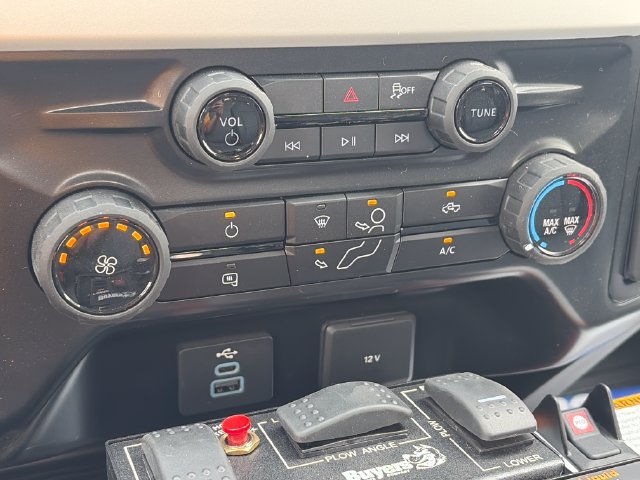 New 2026 Ford F550 4x4 Regular Cab Super Duty image 19