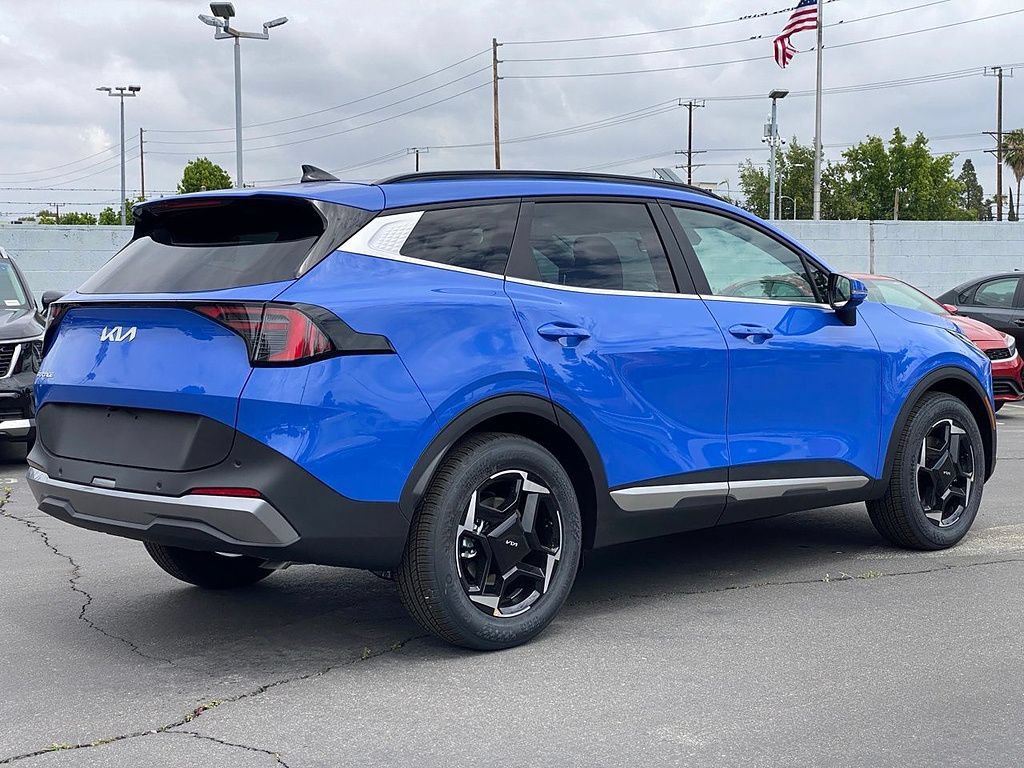 New 2026 Kia Sportage EX w/ EX Panorama Roof Package FWD image 3