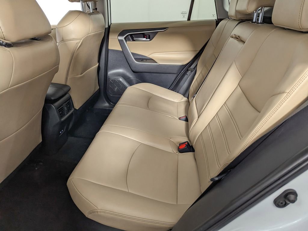Used 2023 Toyota RAV4 XLE Premium image 49