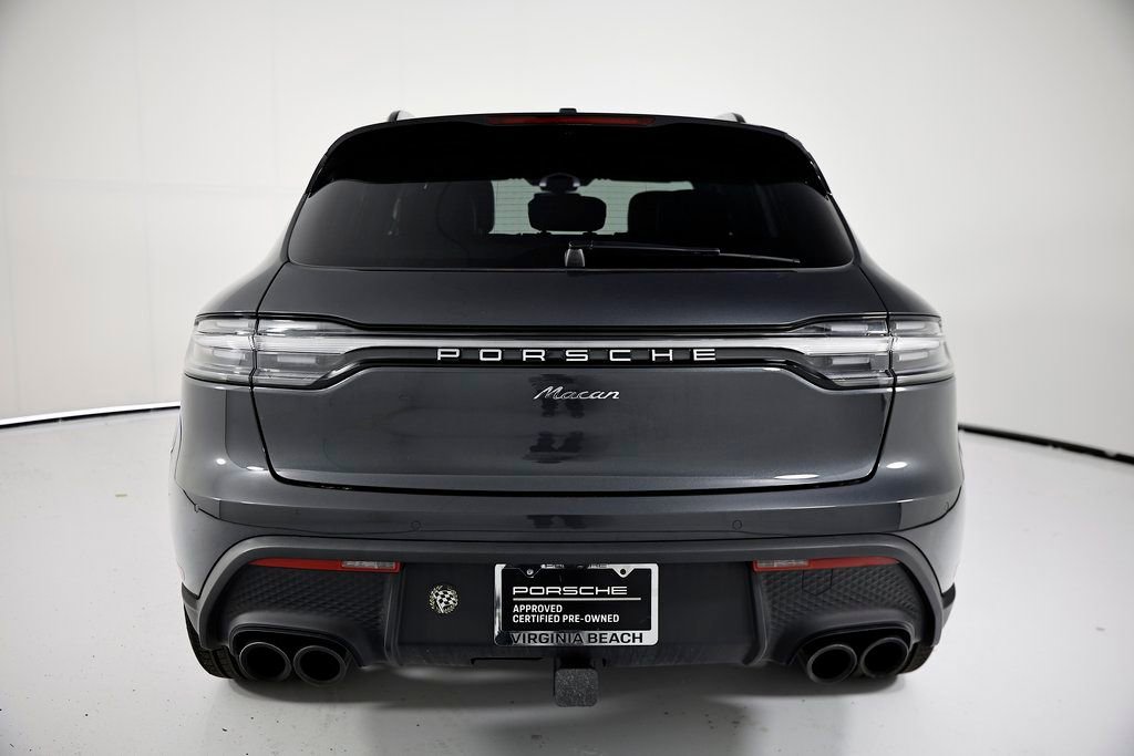 Certified 2025 Porsche Macan image 6