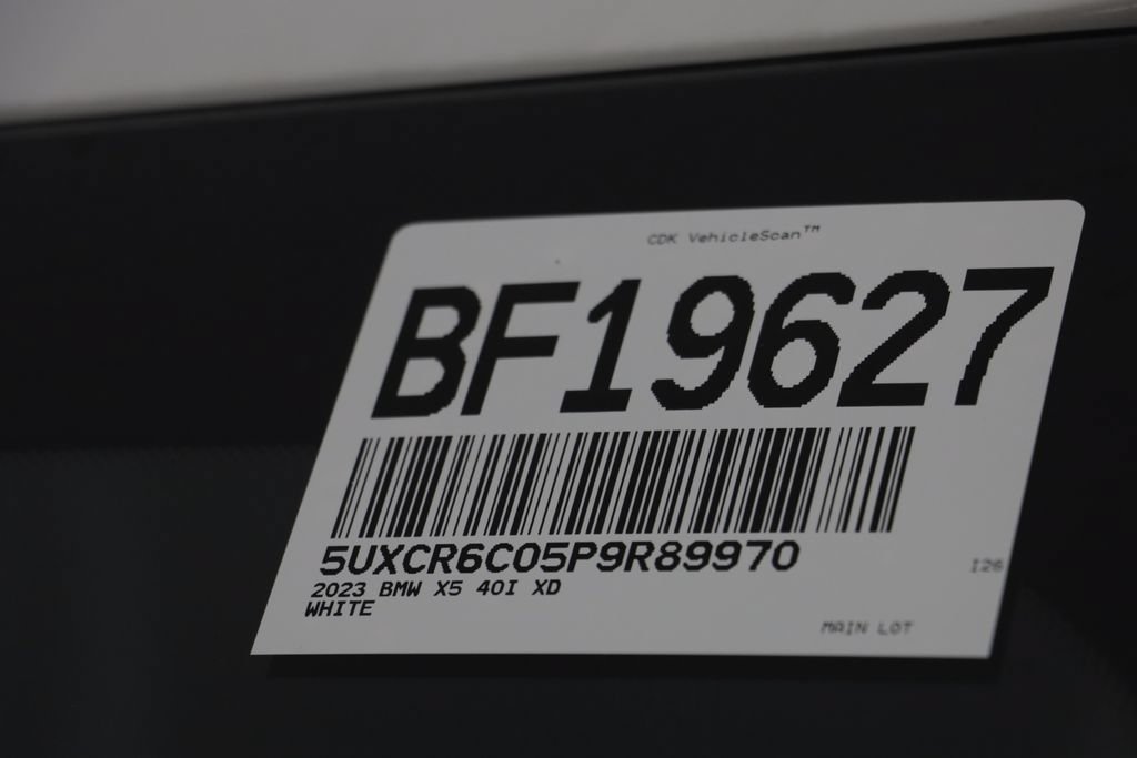 Used 2023 BMW X5 xDrive40i w/ Premium Package AWD/4WD image 24