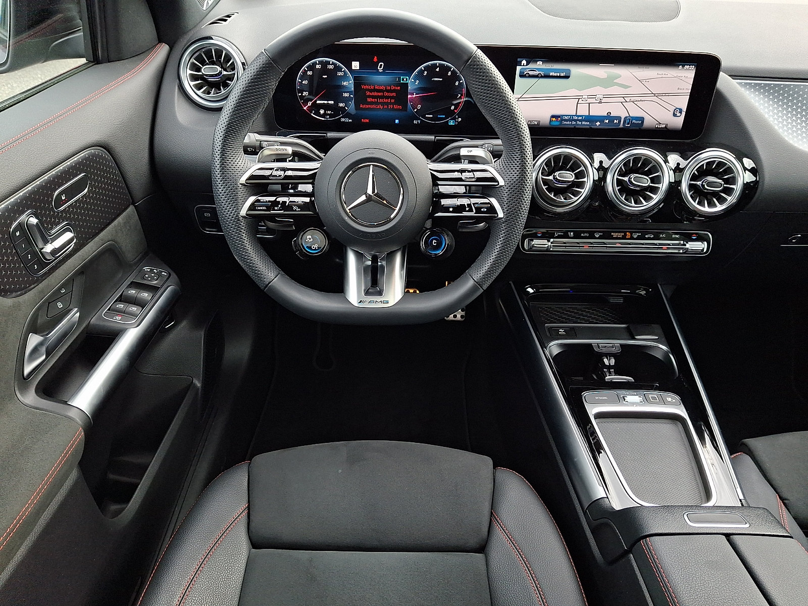 Used 2025 Mercedes-Benz GLA 35 AMG 4MATIC image 11