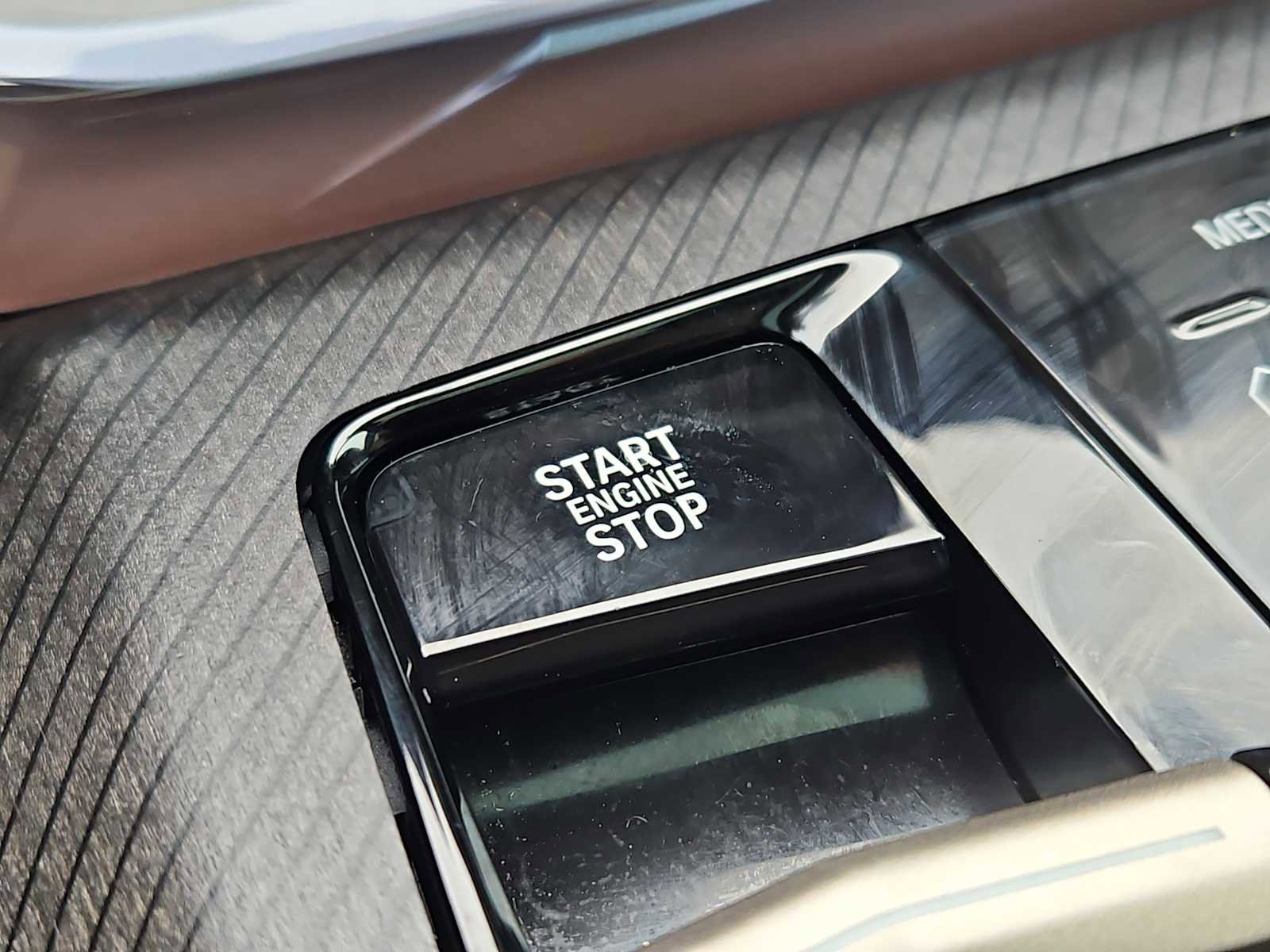 Used 2025 BMW X3 xDrive30i w/ Convenience Package image 24