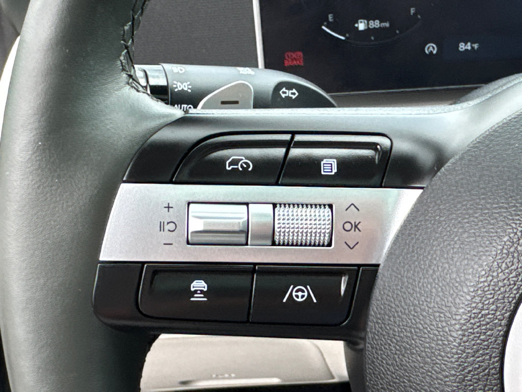 Certified 2026 Hyundai Tucson Limited AWD/4WD image 27