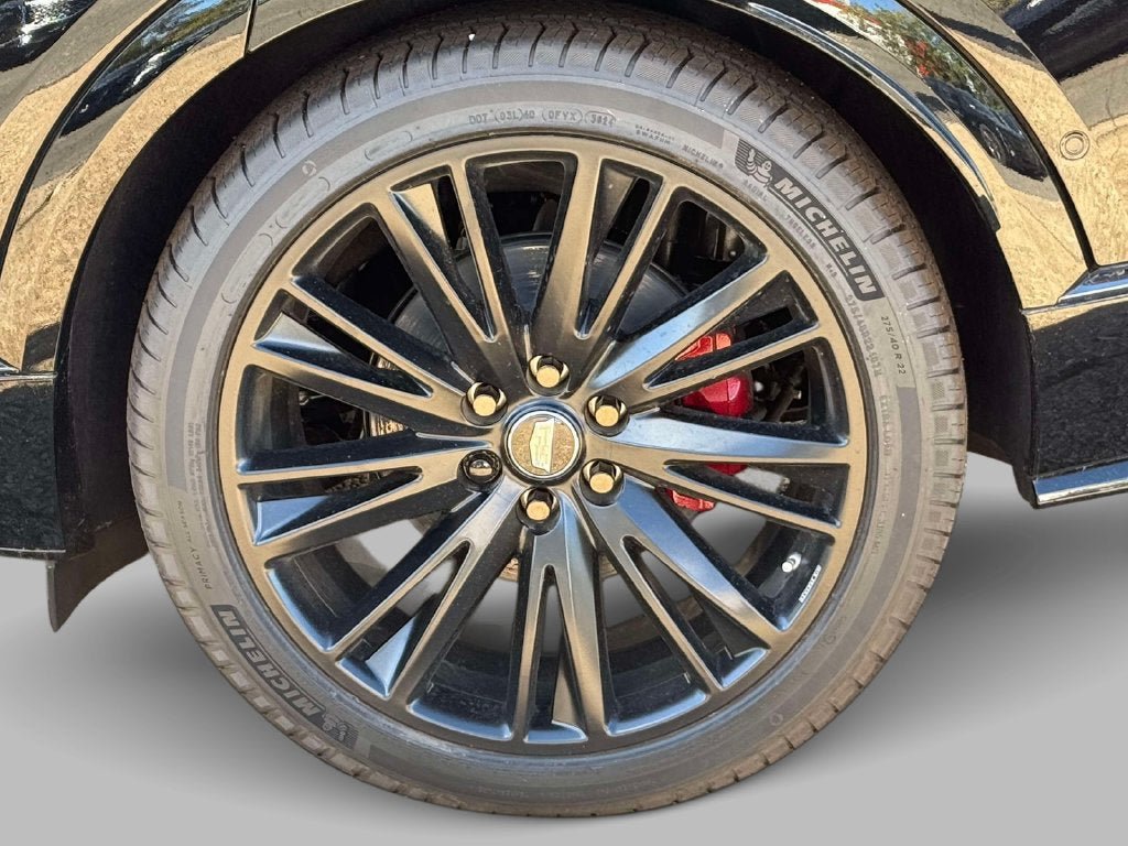 New 2026 Cadillac Lyriq V w/ LPO, Floor Liner Package AWD/4WD image 12