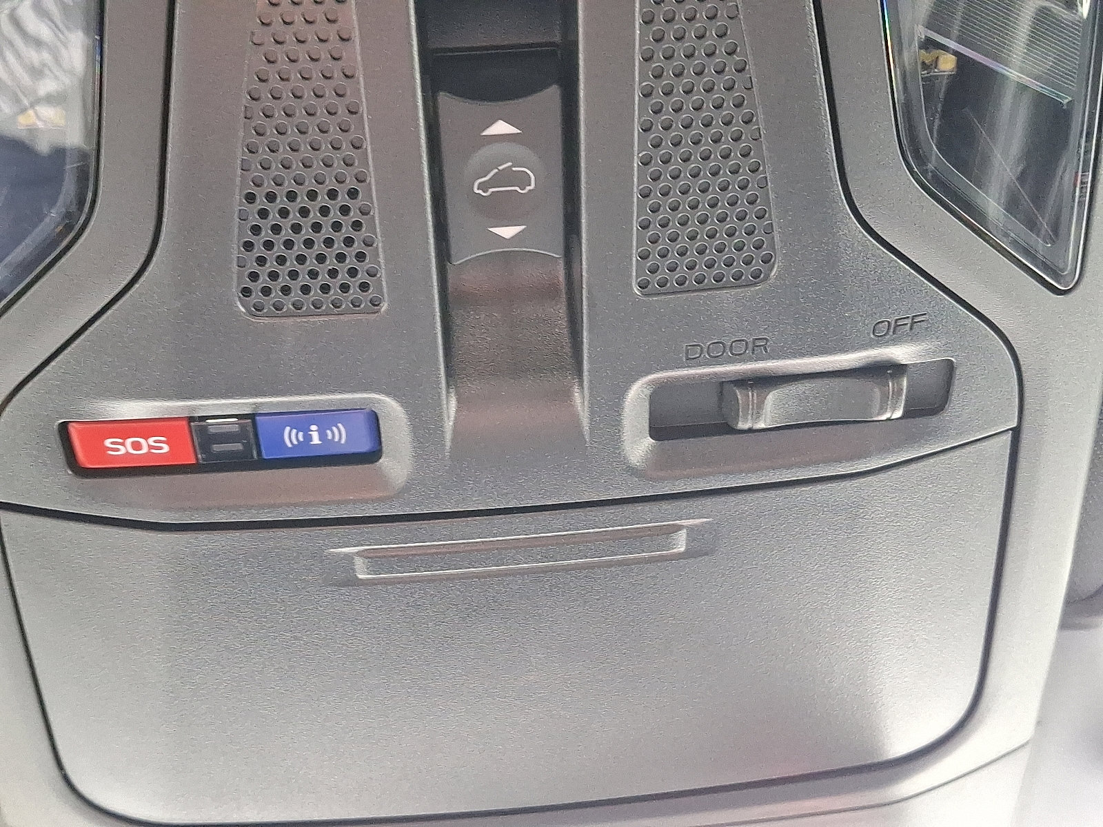 Certified 2025 Subaru Outback Wilderness AWD/4WD image 33