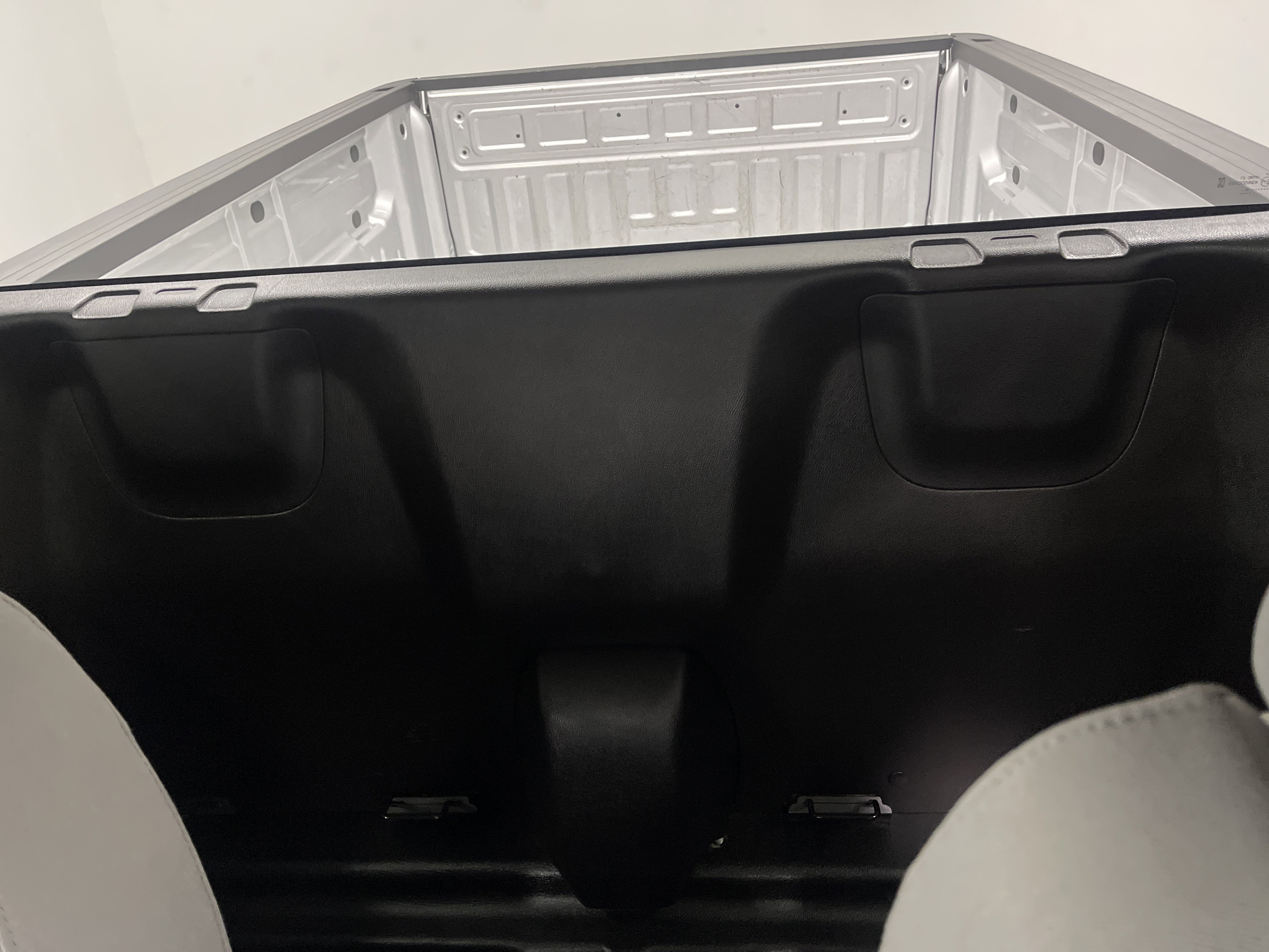 Used 2019 Chevrolet Colorado W/T image 11