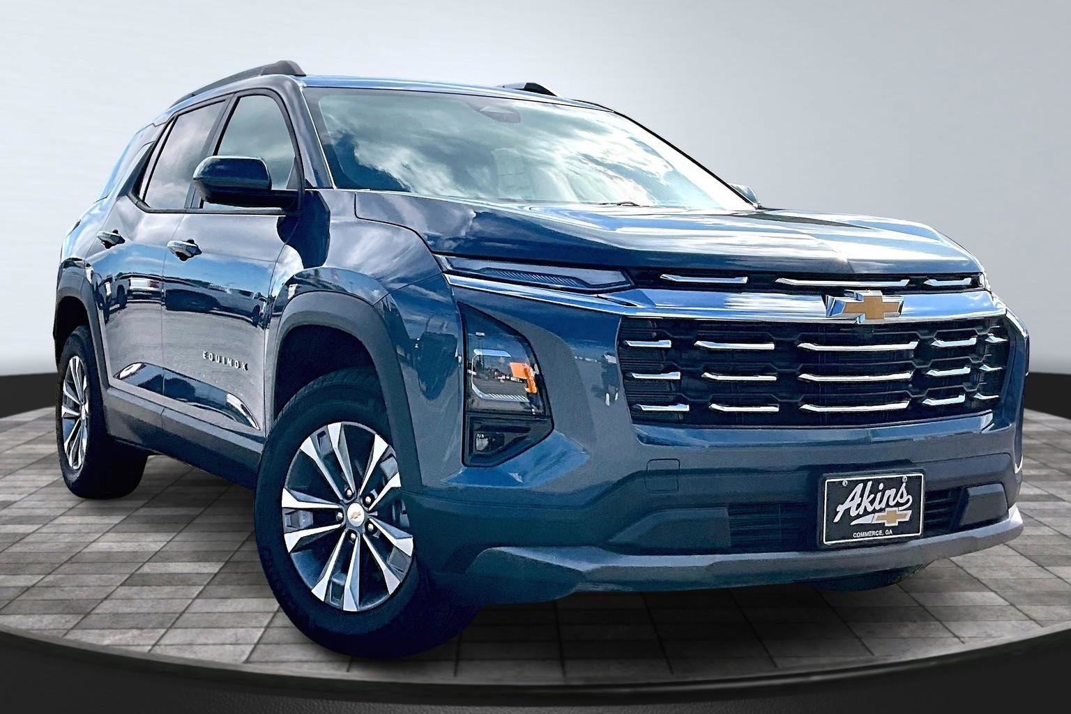 New 2026 Chevrolet Equinox LT w/ Convenience Package II video 2