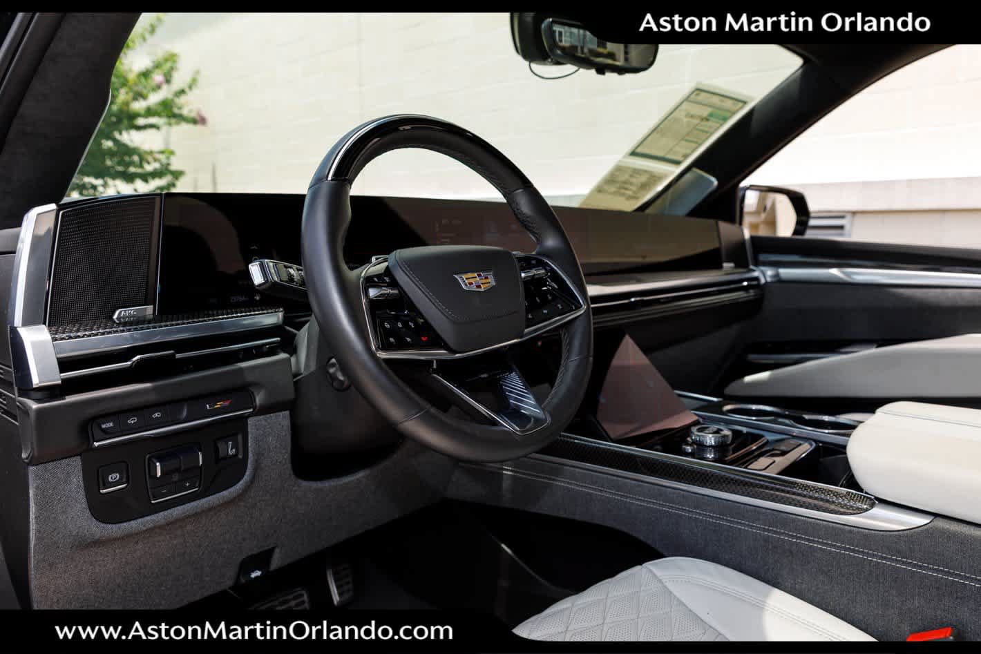 Used 2025 Cadillac Escalade V AWD/4WD image 48