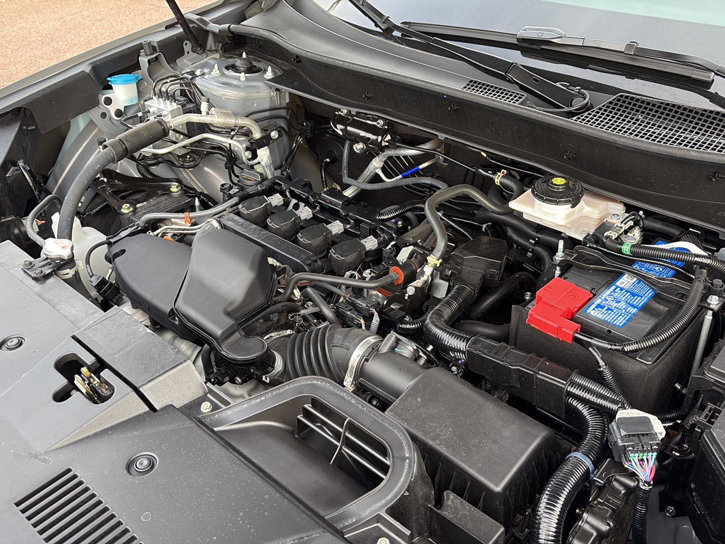 Certified 2025 Honda CR-V EX image 9