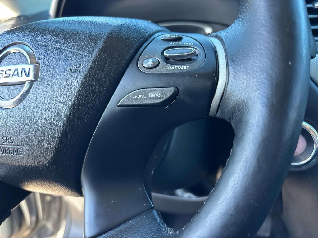 Used 2018 Nissan Pathfinder SL w/ Midnight Edition Package AWD/4WD image 22