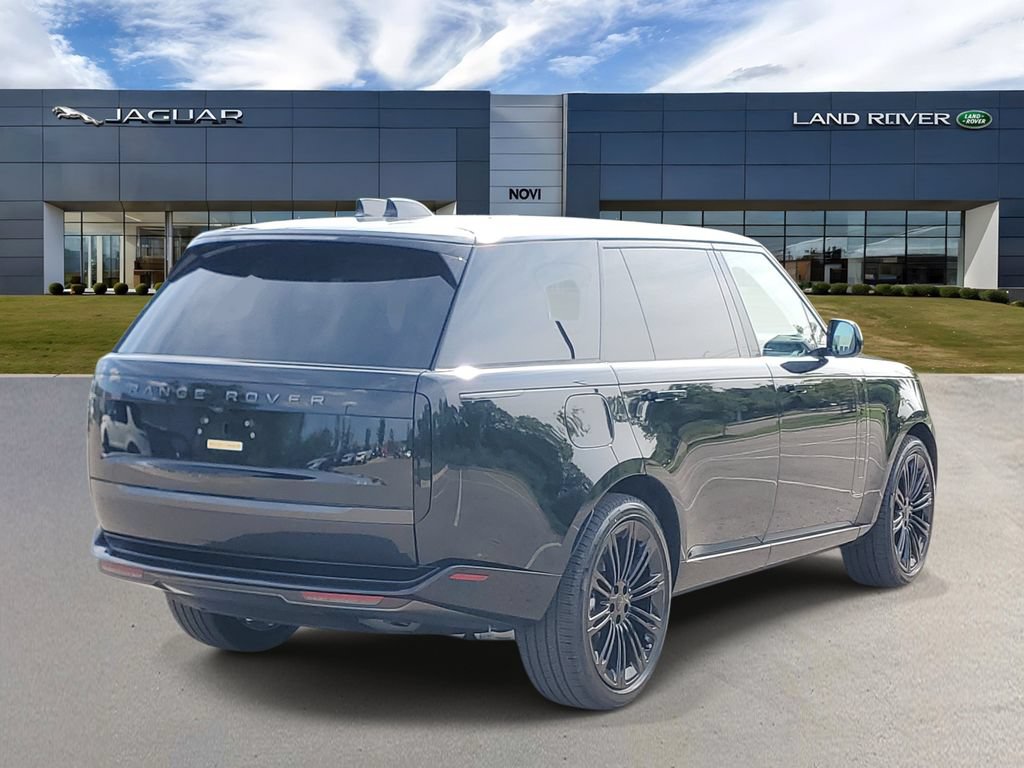 New 2026 Land Rover Range Rover Long Wheelbase SE AWD/4WD image 3