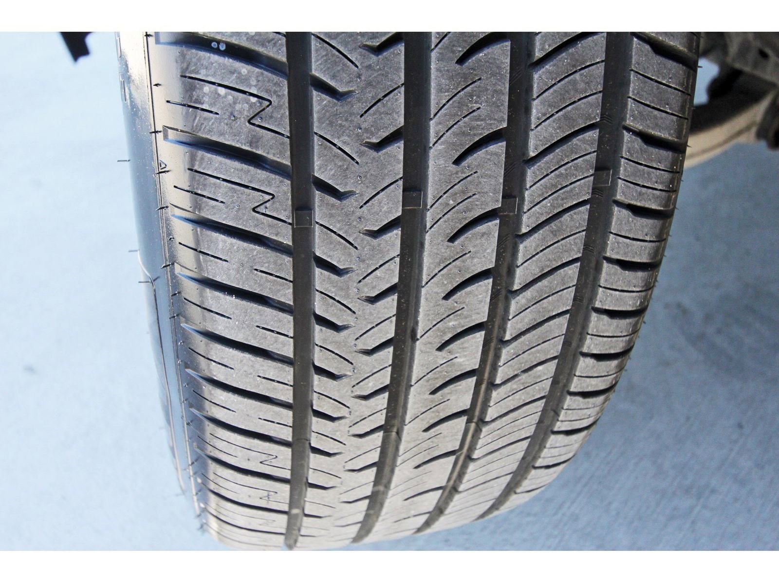 Used 2024 RAM 1500 Limited w/ Body Color Bumper Group image 30