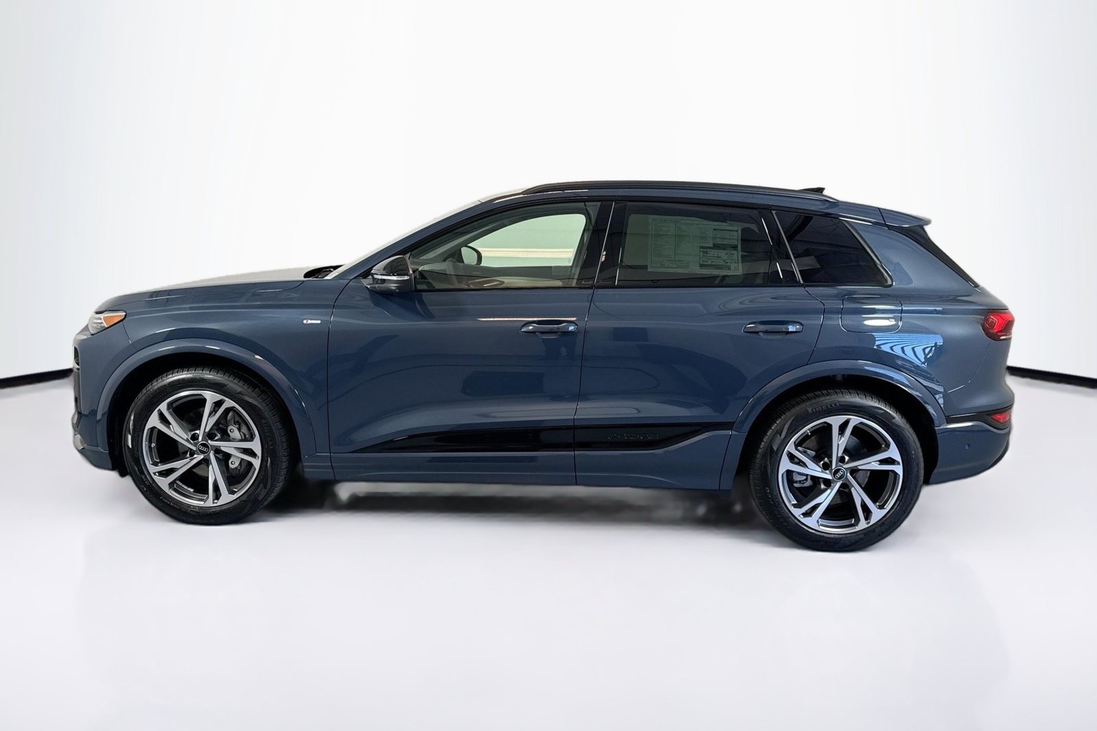 New 2027 Audi Q6 e-tron Premium Plus AWD/4WD image 8