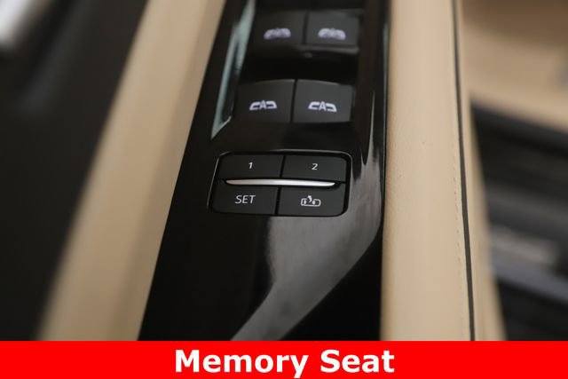 Used 2021 Cadillac Escalade Premium Luxury w/ Driver Assist Tech Package AWD/4WD image 21