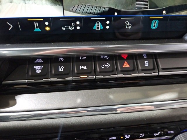 Certified 2024 Chevrolet Silverado 3500 High Country w/ High Country Premium Package image 31