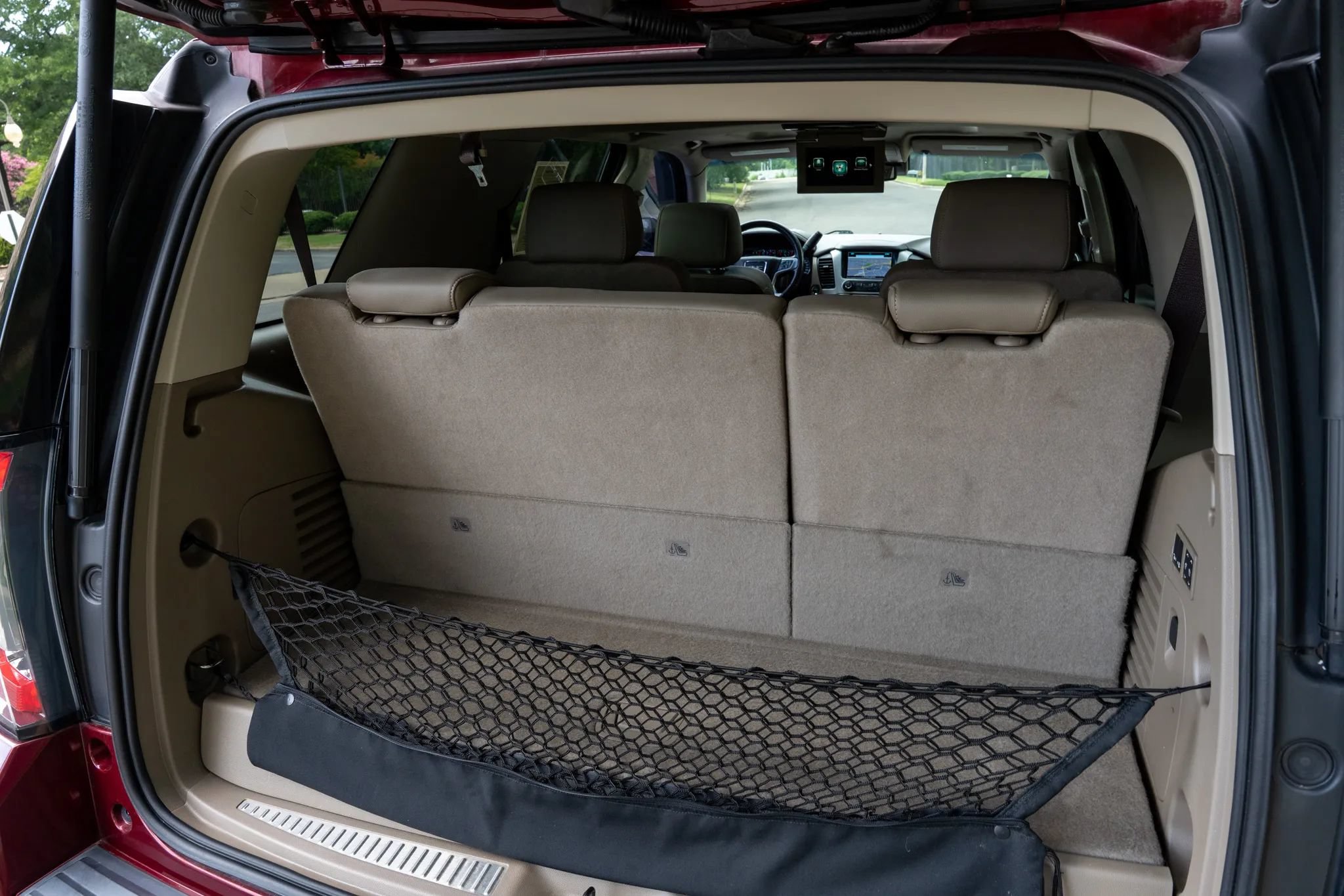 Used 2018 GMC Yukon SLT w/ Premium Edition RWD image 16