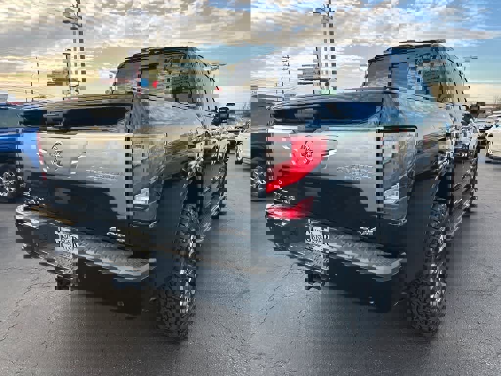 Used 2021 Nissan Titan Platinum Reserve w/ Moonroof Package image 3