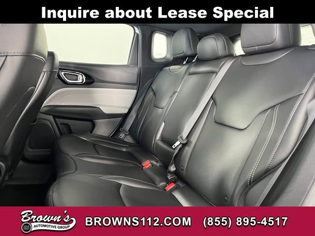 Used 2026 Jeep Compass Limited image 38