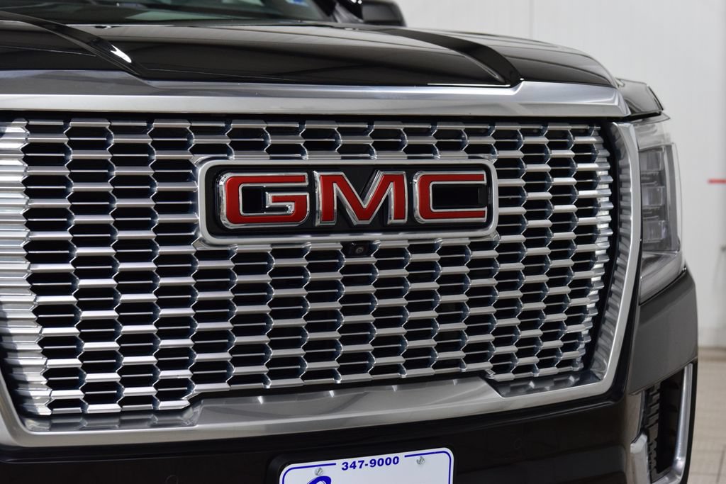 Used 2023 GMC Yukon XL Denali w/ LPO, Floor Liner Package AWD/4WD image 11