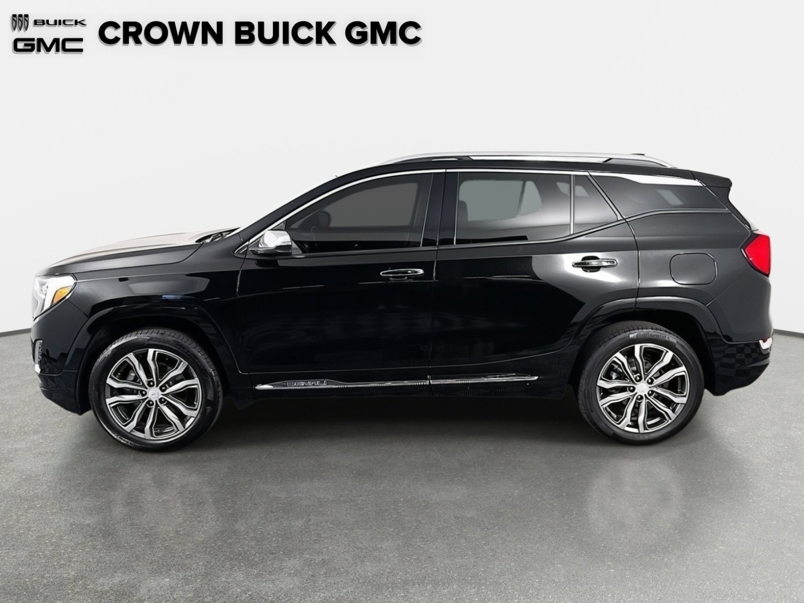 Used 2019 GMC Terrain Denali w/ Driver Alert Package II image 9