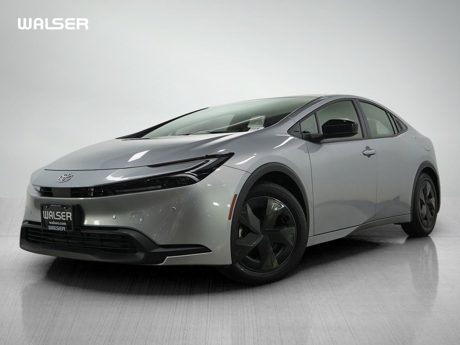 Used 2025 Toyota Prius LE