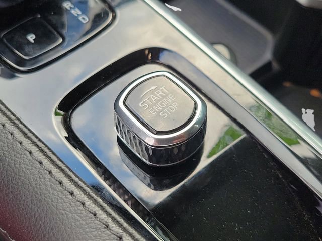 Used 2023 Volvo XC90 B5 Core AWD/4WD image 29